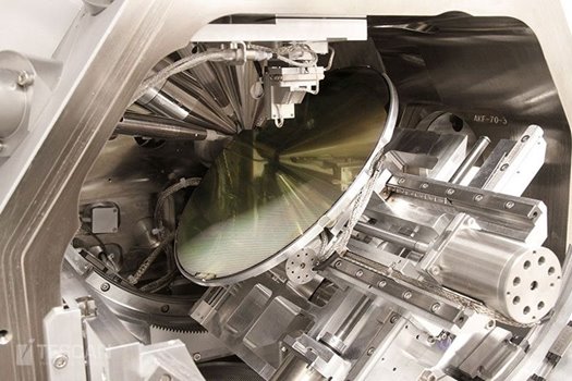 tech-wafer-06-v.jpg